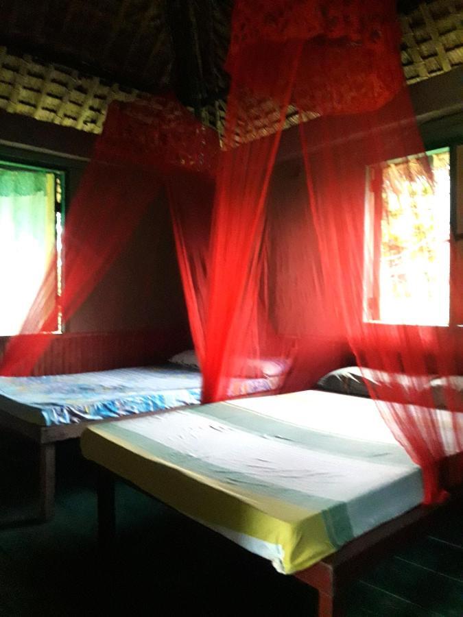 Majestic Puraran Beach Resort Baras  ภายนอก รูปภาพ