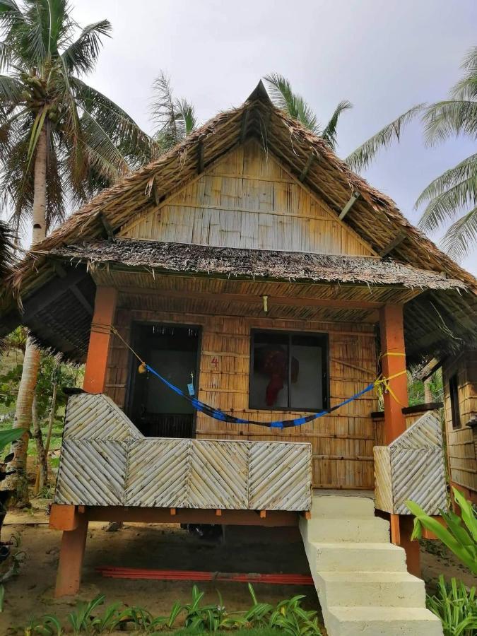 Majestic Puraran Beach Resort Baras  ภายนอก รูปภาพ
